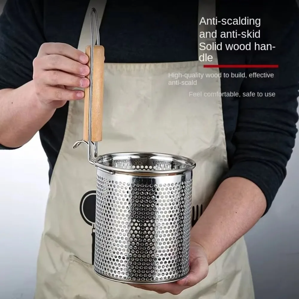 กรวยสแตนเลสหนาพร้อมด้ามไม้ อุป - Kitchen Gadgets Pasta บทวิจารณ์และราคา